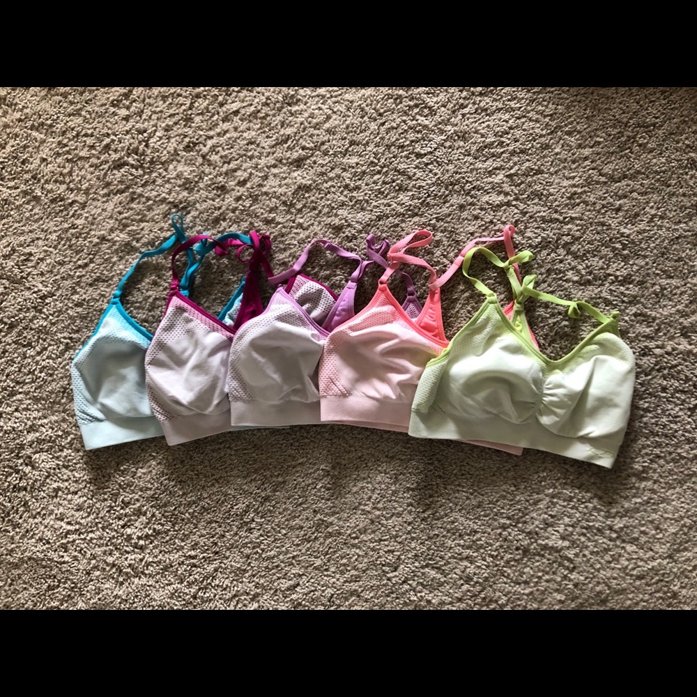 Size small champion sports bra lot